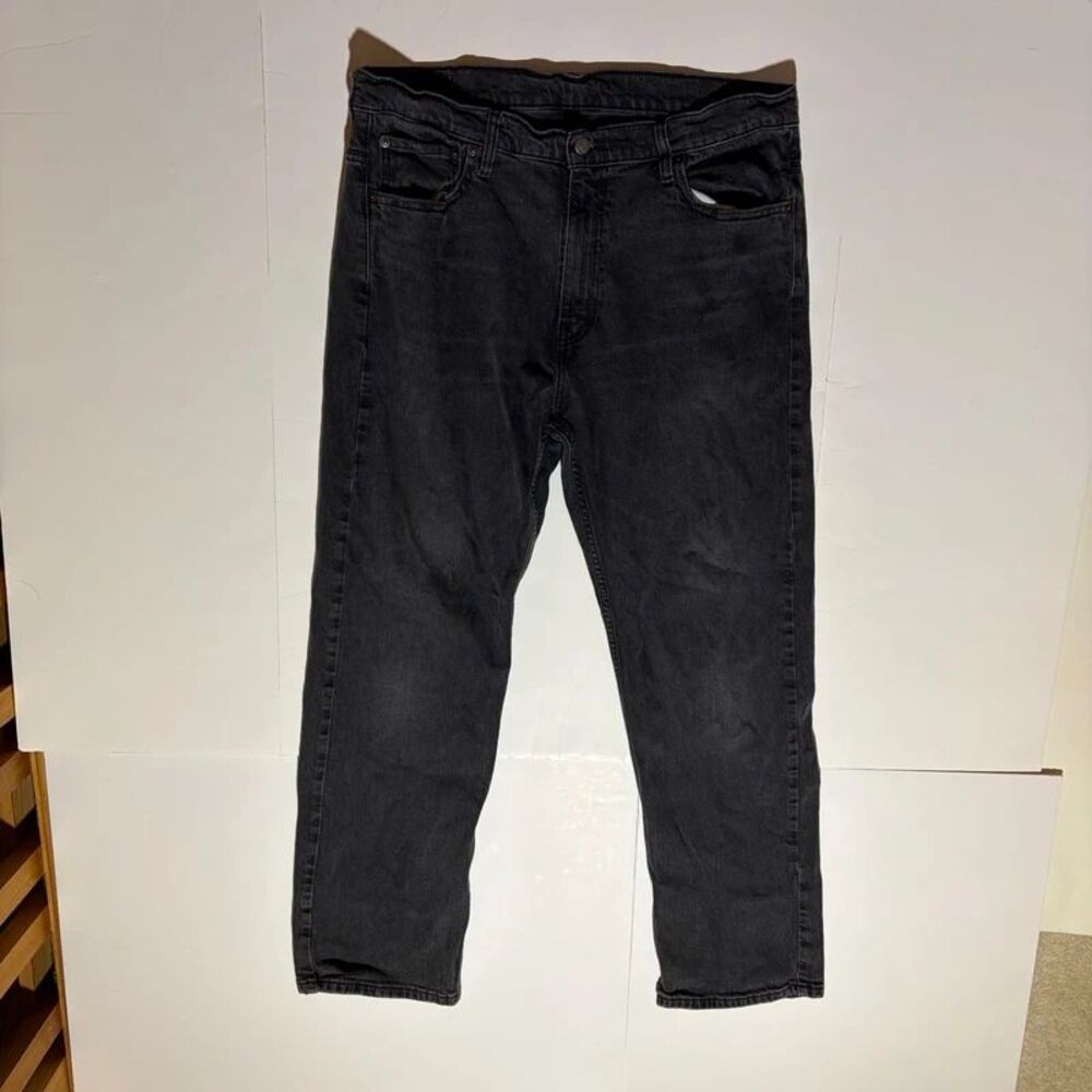 Black Levi jeans model 569 size 36X 32, great condition men's